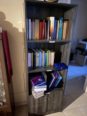 Bookcases set of 3 like new, melamine