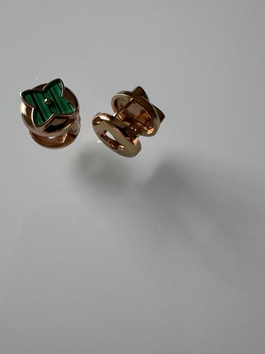 Earrings like new