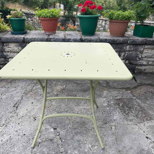 Professional restaurant tables and chairs used