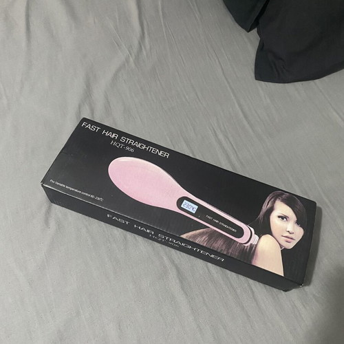 Hair Straightening Comb new, heats up to 230 degrees