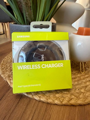 Qi Wireless Charger new, Chinese