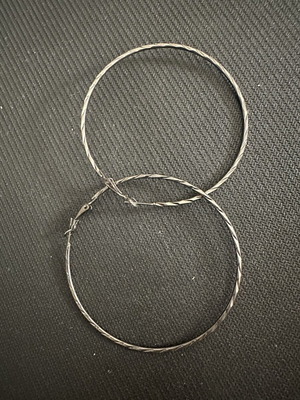 Hoop earrings large, like new