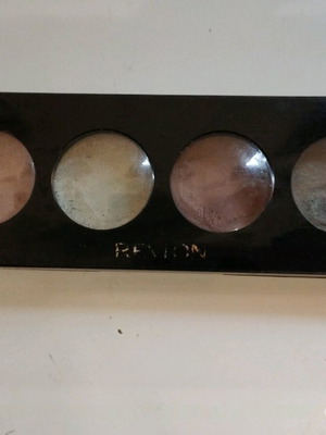 Revlon creamy eyeshadow set used