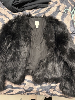 Γούνα H&M καινούργιο, μέγεθος S-M