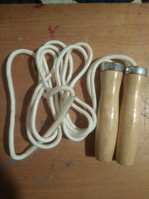 Скок въже за фитнес употребявано