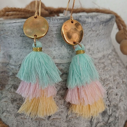 Summer earrings new with colorful tassels and gold-plated metal details