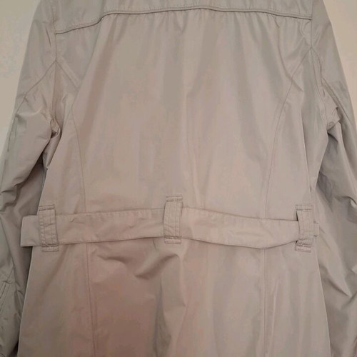Barbour unisex beige jacket like new, sizes L-XL