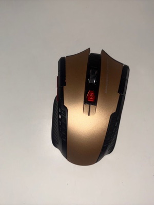 Aisoba Wireless Ergonomic Gaming Mouse used, bronze gold