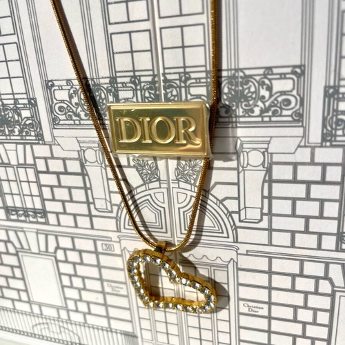 Necklace gold-plated heart new with rhinestones