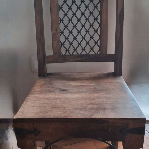 Indian dining chair handmade, solid wood, like new