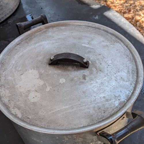 Large Aluminum Pot 30 cm with Lid used, pure aluminum