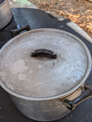 Large Aluminum Pot 30 cm with Lid used, pure aluminum