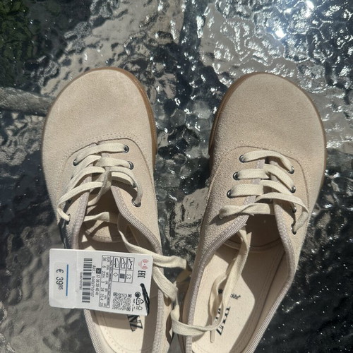 Zara beige boots size 36 new