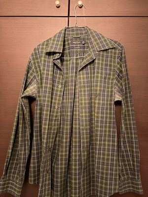 Nautica men's cotton shirt small, like new, blue and green