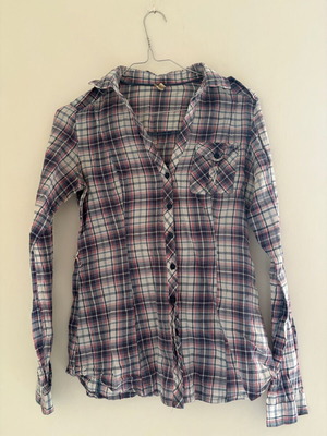 Stradivarius shirt used, size M, multicolor