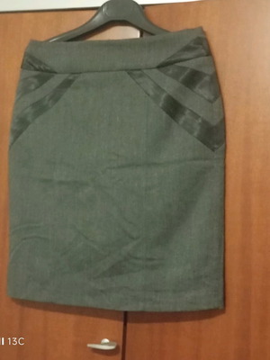 Mini skirt like new, gray and green, size L