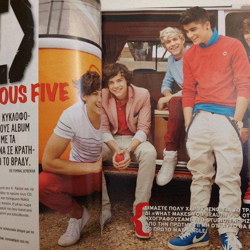 Super Magazine Issue 373 used with articles on One Direction and Chris Pine