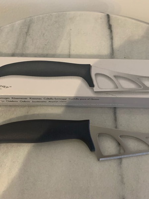 Tupperware Cheese Knife New
