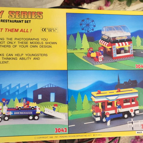 ATCO City Series 3041 Fast-Food Restaurant Set vintage