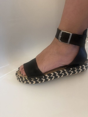 Bershka Black Sandals Size 39 Like New With Jute Sole