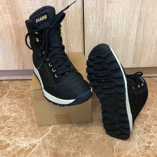 Olang women's snow boots like new, size 38, black and white