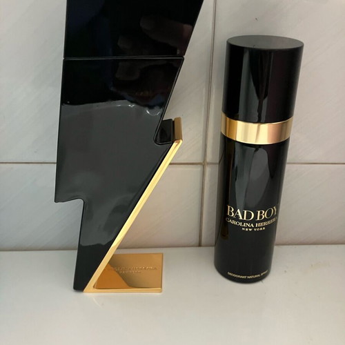 Bad Boy Carolina Herrera 100ml gift set like new
