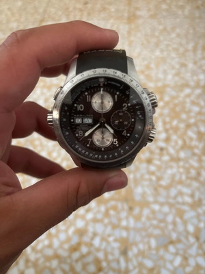 Hamilton khaki x wind