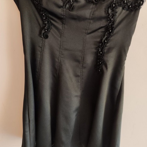 Black satin dress with corset bust and lace ruffles, Gothic style