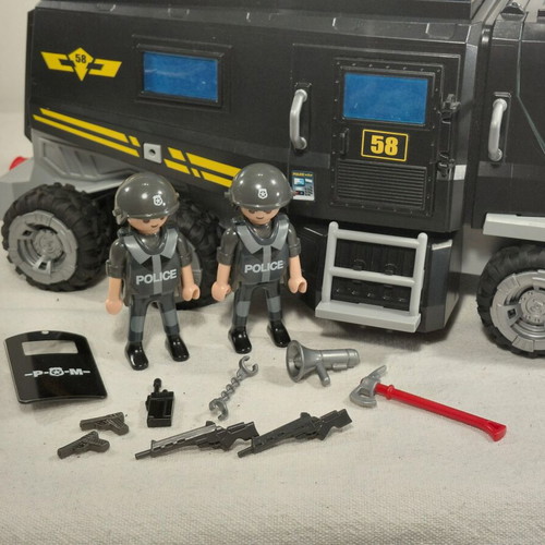 Playmobil City Action Armored Special Missions Vehicle 9360