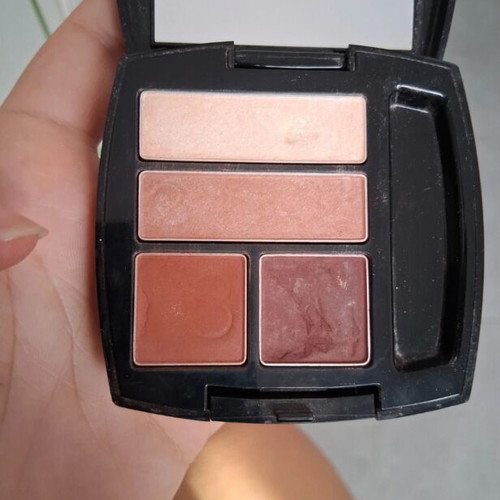 Eyeshadow palette 4 shades like new