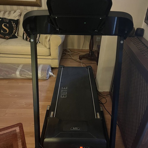 Elite E200 treadmill like new