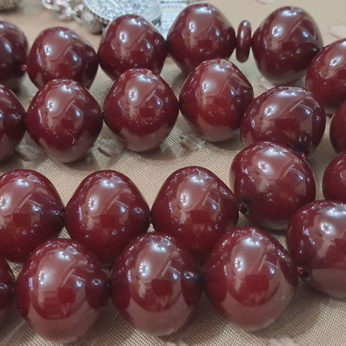 Bakelite komboloi worry beads, Damascus 1998