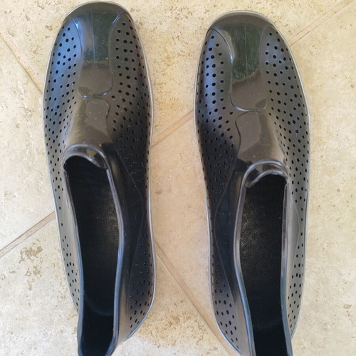 Aqua Water Shoes Size 42 Like New, Made in Italy