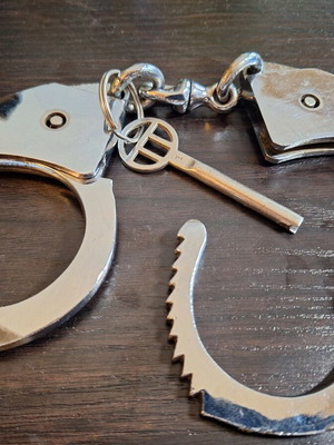 Handcuffs Hiatts 1960 vintage collectible made in England like new