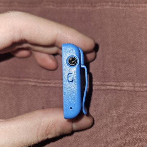 Mp3 player new without headphones and charging cable