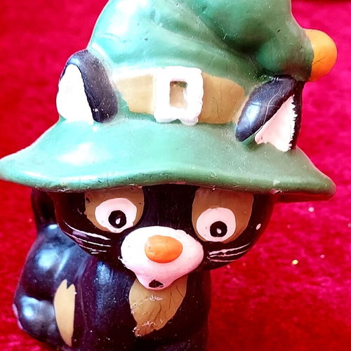 Vintage decorative candle black cat with green witch hat like new