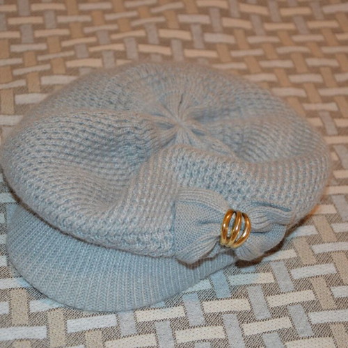 Tragiasca like new, gray, one size