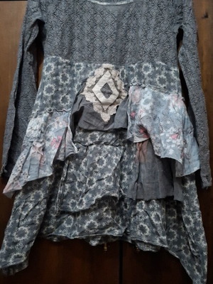 Cream mini dress tunic like new, gray, size M