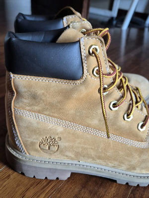 Timberland women's hiking boots like new, size 39