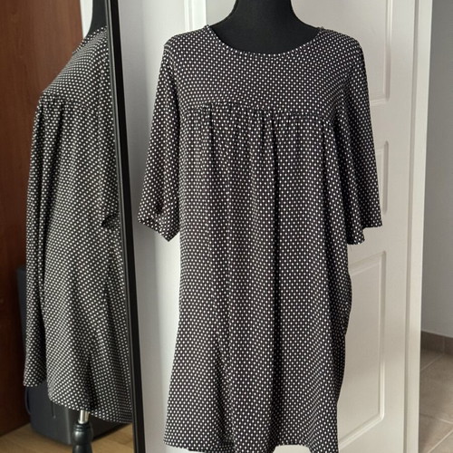 Mini/midi dress one size, like new, black and white