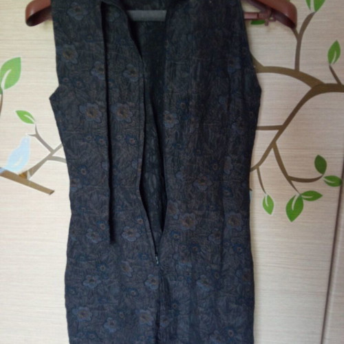 Dress formal size M like new, tailor made, worn twice