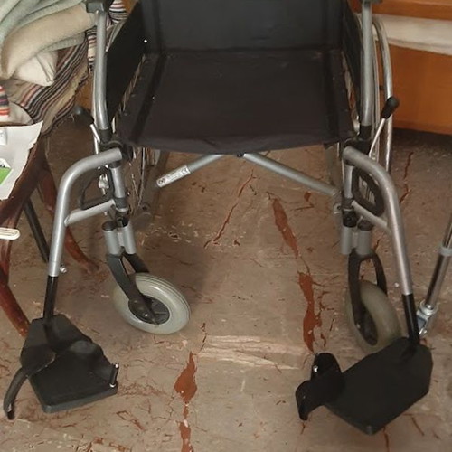 Wheelchair used for transporting elderly, special order for large person