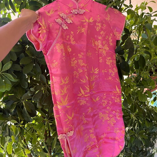 Pink dress for 8-year-old girls from Paris like new