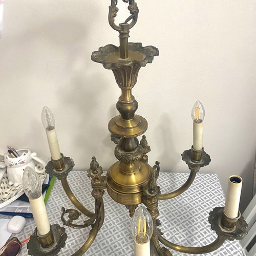 Bronze chandelier with 6 lights like new, carved brass