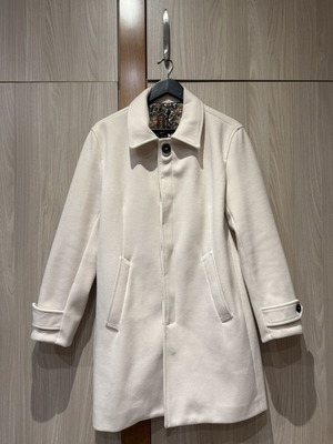 Gianni Lupo Beige Light White Coat size 36/50 (S/M) like new