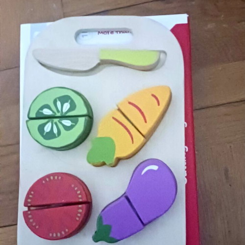 Tocky toy wooden vegetable toy like new