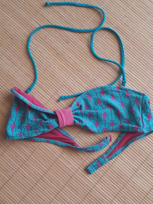Blue bikini top used with fuchsia palm trees size M