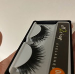Eyelashes like new, dense