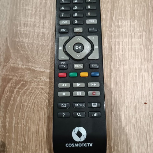 Cosmote TV remote control like new