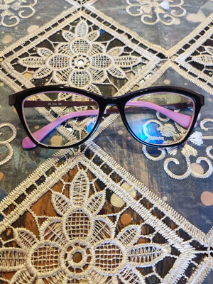 El Gio eyeglasses used, pink and purple frame 54-17-140